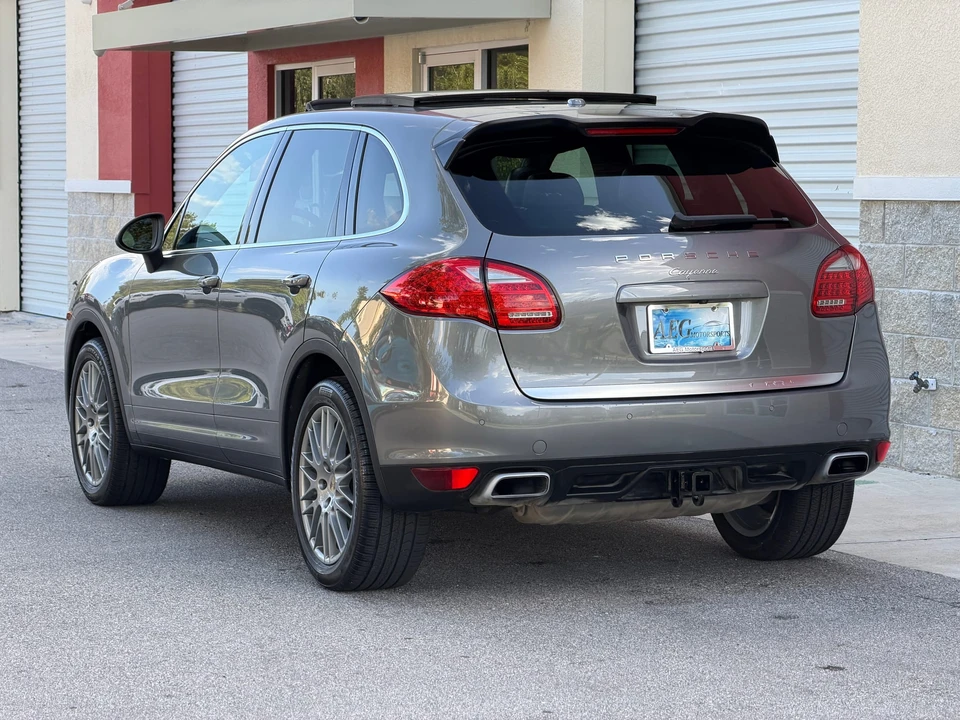 2014 Porsche 958 Cayenne - Image 15 of 31