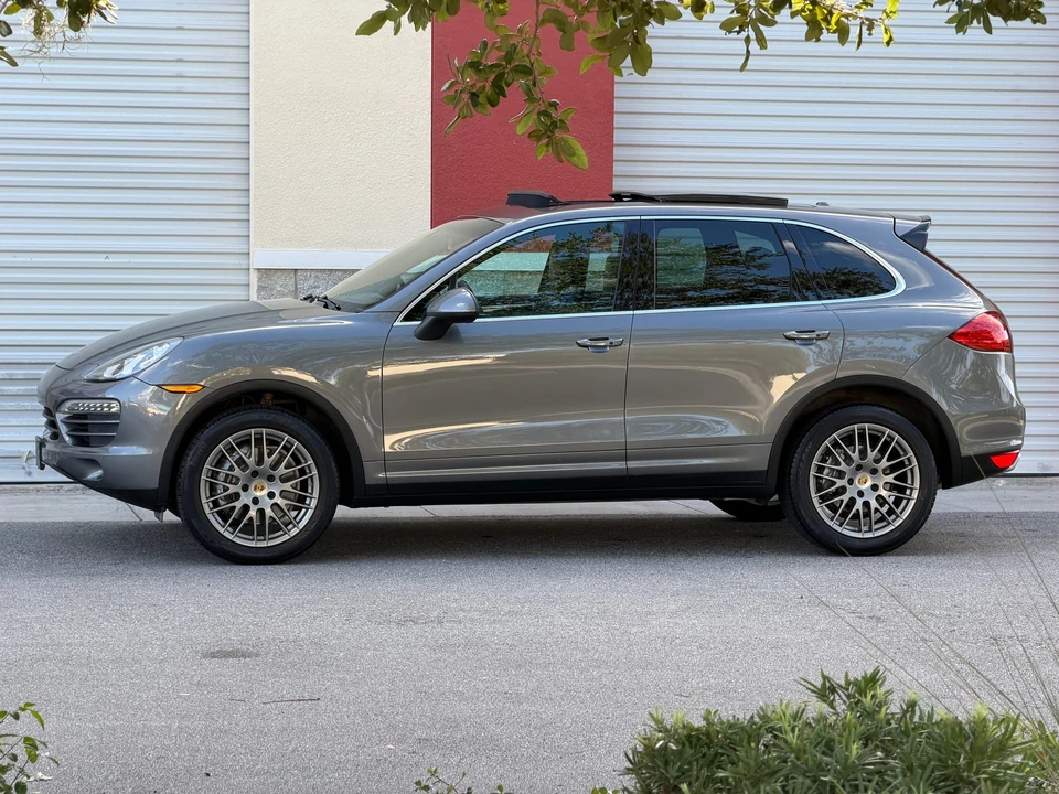 2014 Porsche 958 Cayenne - Image 7 of 31