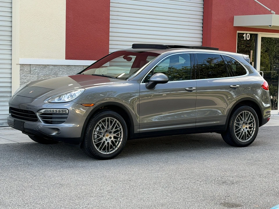 2014 Porsche 958 Cayenne - Image 5 of 31