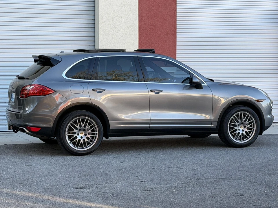 2014 Porsche 958 Cayenne - Image 15 of 31
