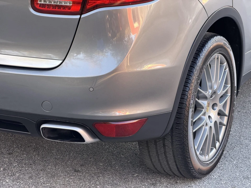 2014 Porsche 958 Cayenne - Image 26 of 31