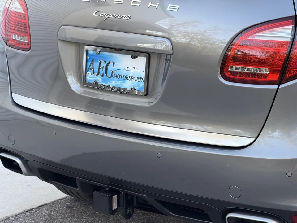 2014 Porsche 958 Cayenne - Image 28 of 31