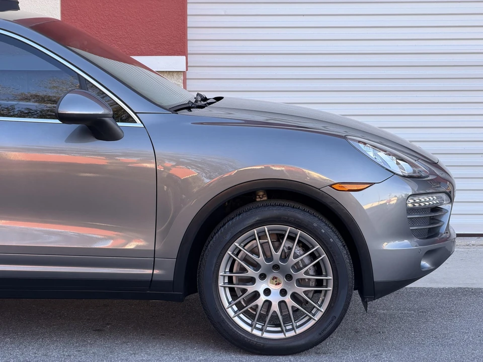 2014 Porsche 958 Cayenne - Image 23 of 31