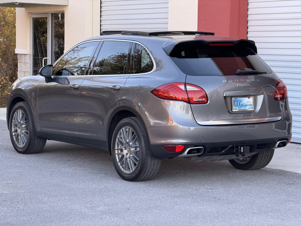 2014 Porsche 958 Cayenne - Image 9 of 31