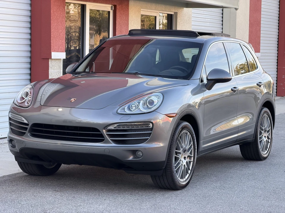 2014 Porsche 958 Cayenne - Image 3 of 31