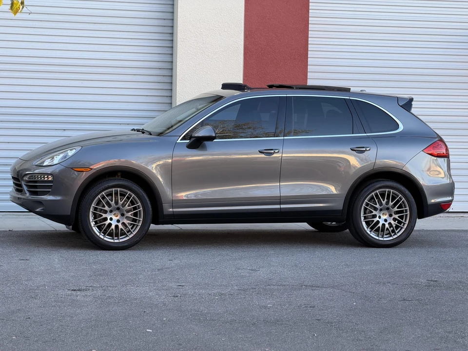 2014 Porsche 958 Cayenne - Image 5 of 31