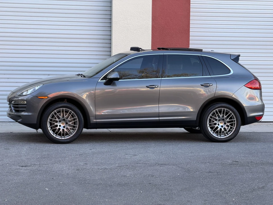 2014 Porsche 958 Cayenne - Image 6 of 31