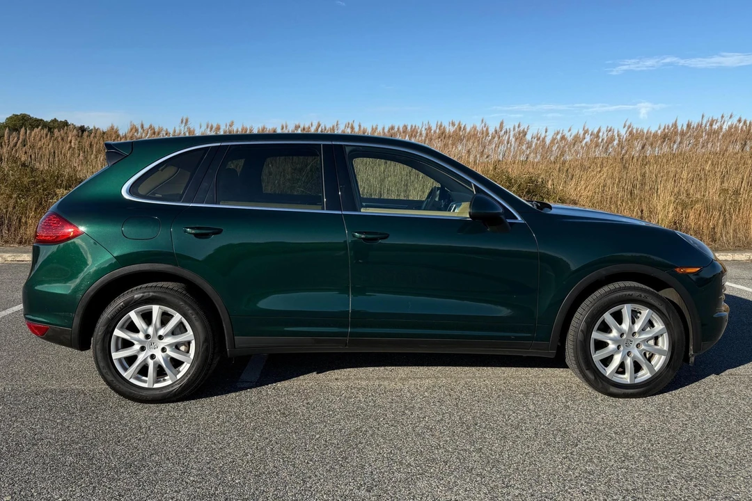 2014 Porsche 958 Cayenne - Image 3 of 31