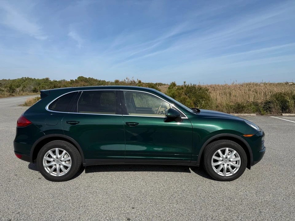 2014 Porsche 958 Cayenne - Image 9 of 31