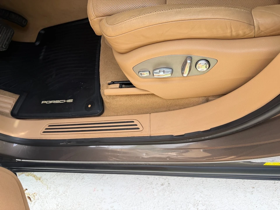 2014 Porsche 958 Cayenne - Image 11 of 12
