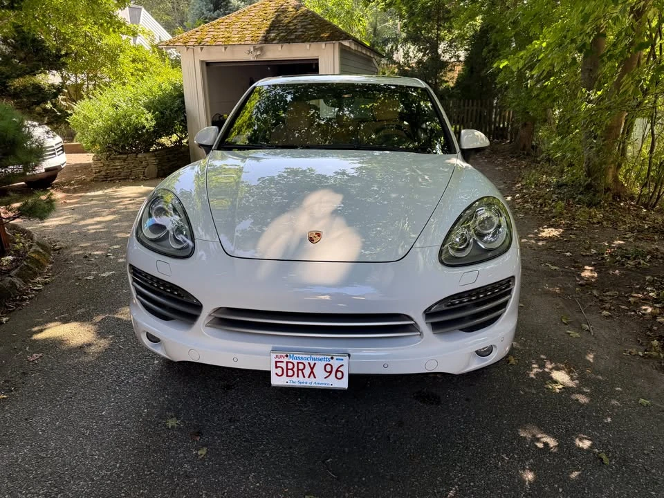 2014 Porsche 958 Cayenne - Image 2 of 20