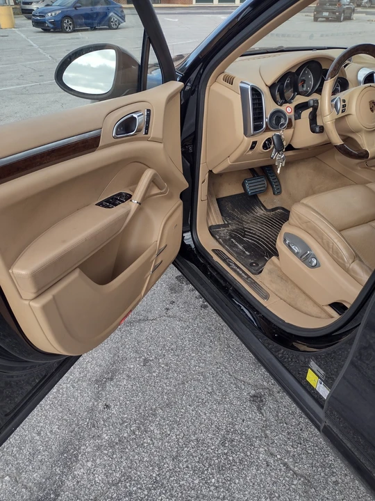 2014 Porsche 958 Cayenne - Image 5 of 19