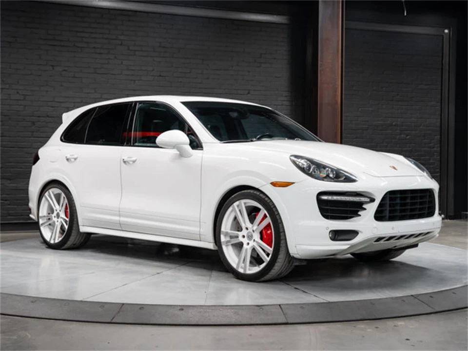 2014 Porsche 958 Cayenne - Image 2 of 31