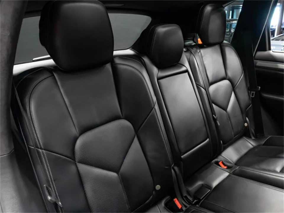 2014 Porsche 958 Cayenne - Image 30 of 31