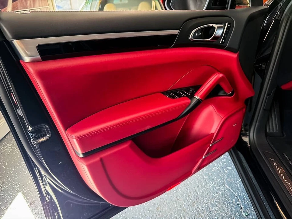 2014 Porsche 958 Cayenne - Image 17 of 31