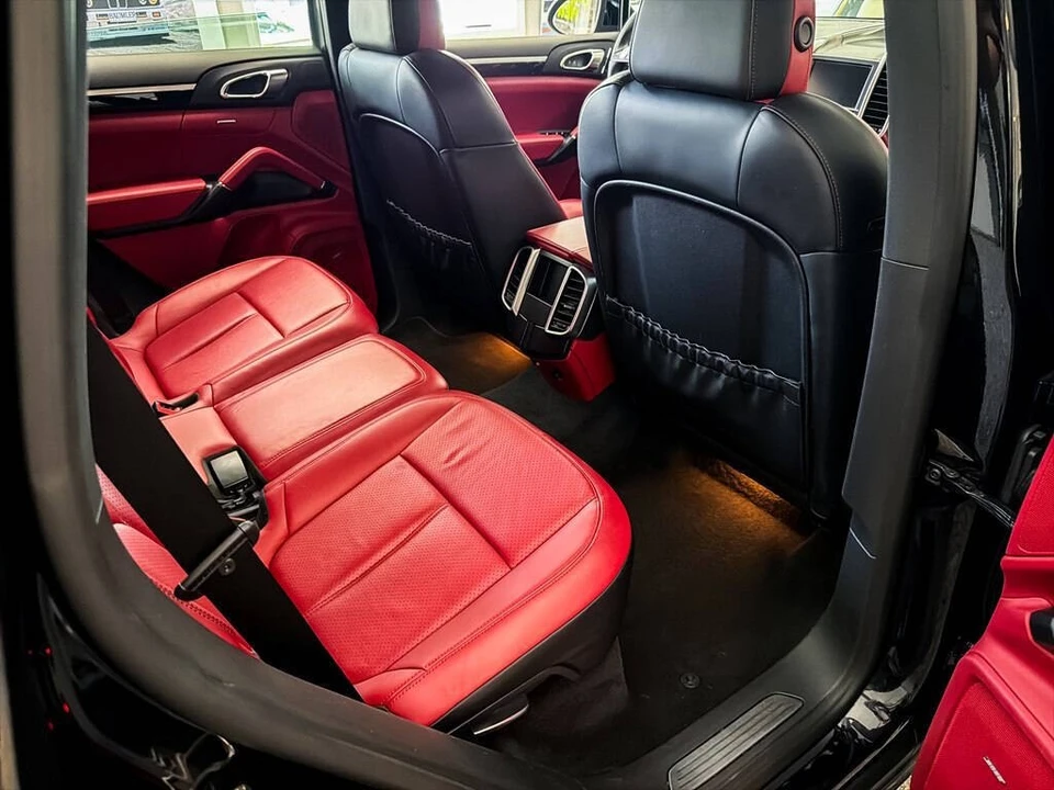 2014 Porsche 958 Cayenne - Image 24 of 31
