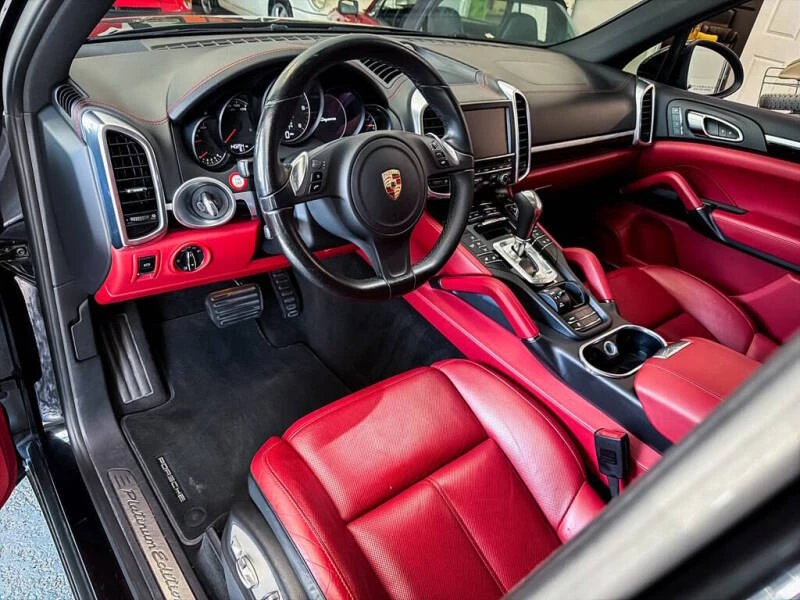 2014 Porsche 958 Cayenne - Image 16 of 31