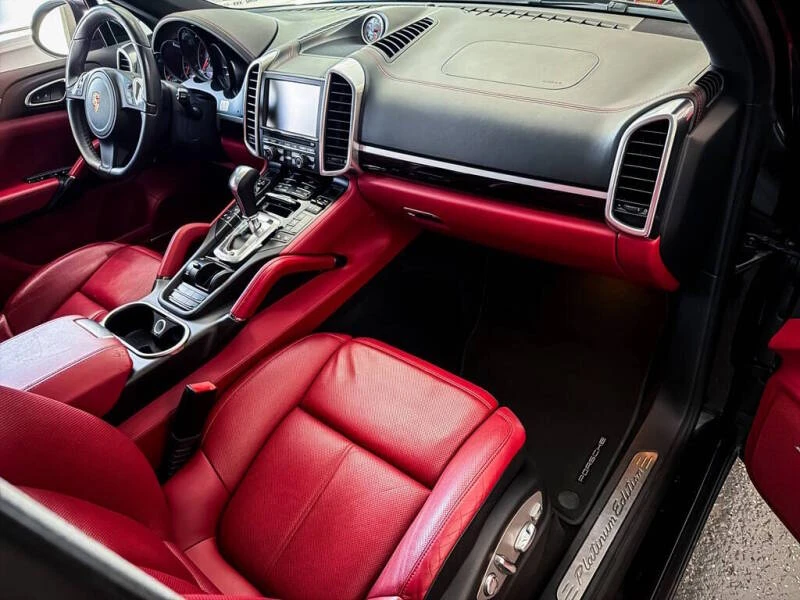 2014 Porsche 958 Cayenne - Image 27 of 31