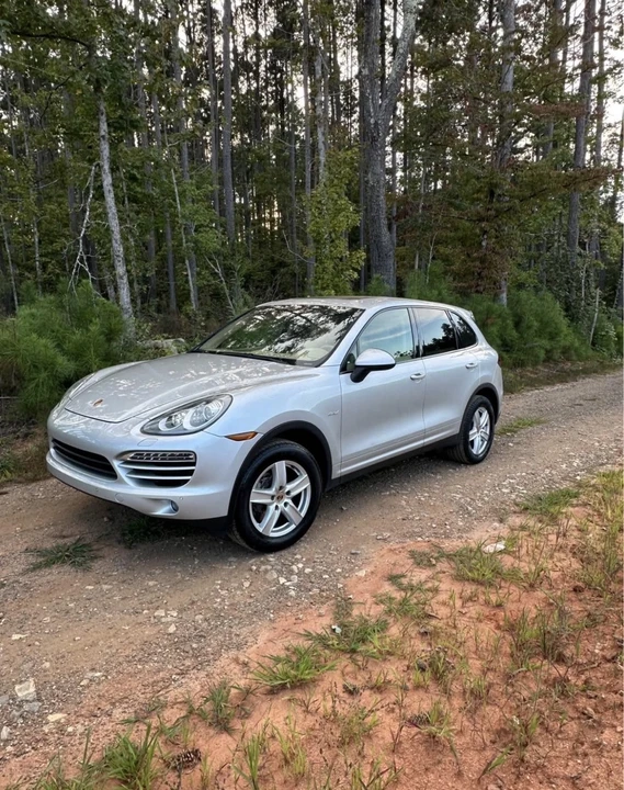 2014 Porsche 958 Cayenne - Image 3 of 13