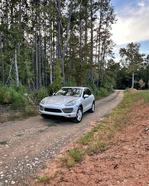 2014 Porsche 958 Cayenne - Image 2 of 13