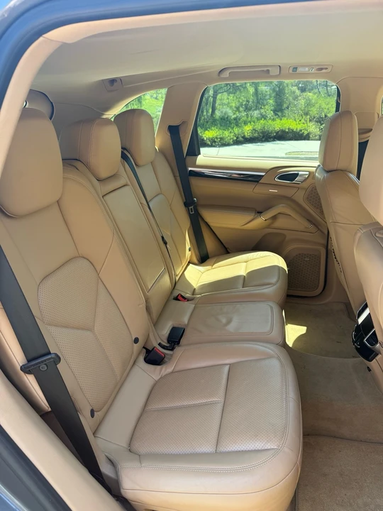 2014 Porsche 958 Cayenne - Image 14 of 16