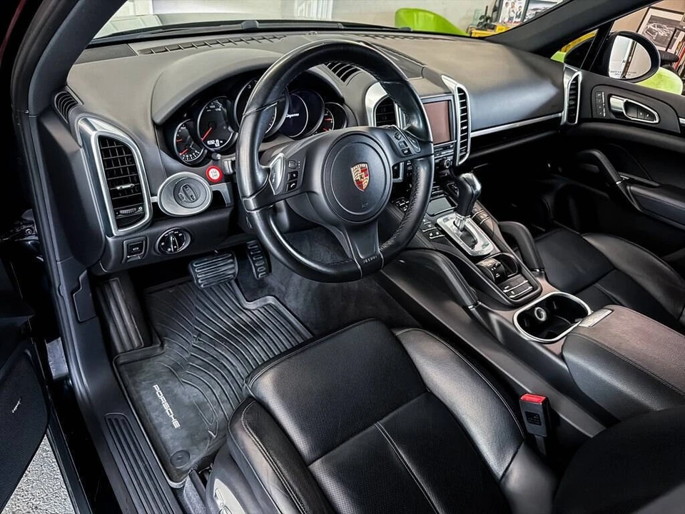 2014 Porsche 958 Cayenne - Image 16 of 31