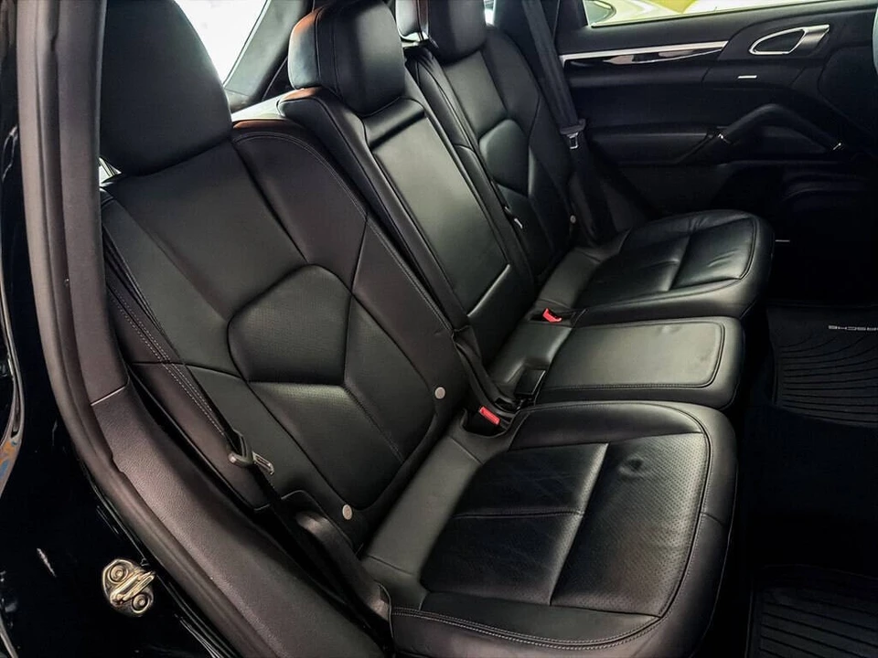 2014 Porsche 958 Cayenne - Image 26 of 31
