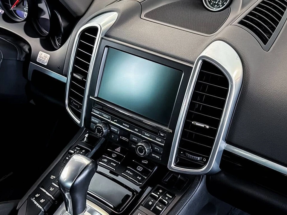 2014 Porsche 958 Cayenne - Image 30 of 31
