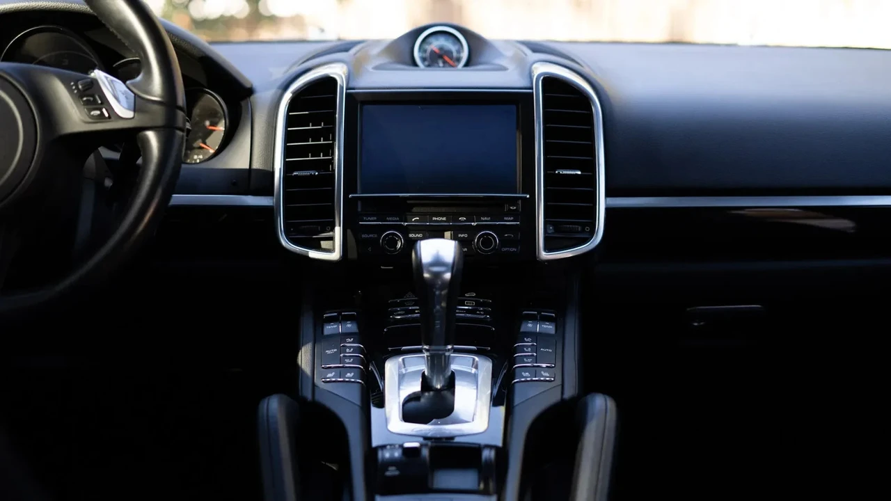 2014 Porsche 958 Cayenne - Image 5 of 12