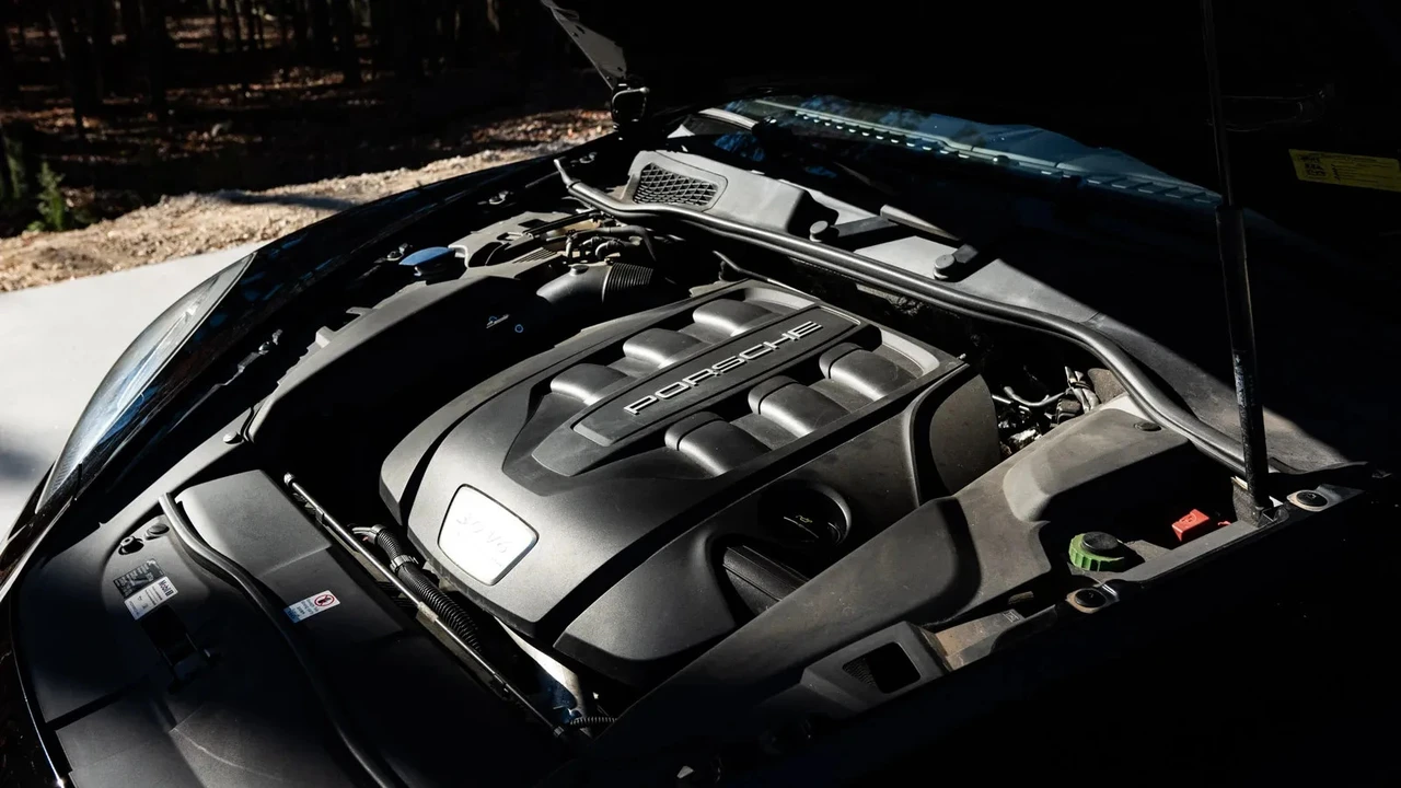 2014 Porsche 958 Cayenne - Image 10 of 12
