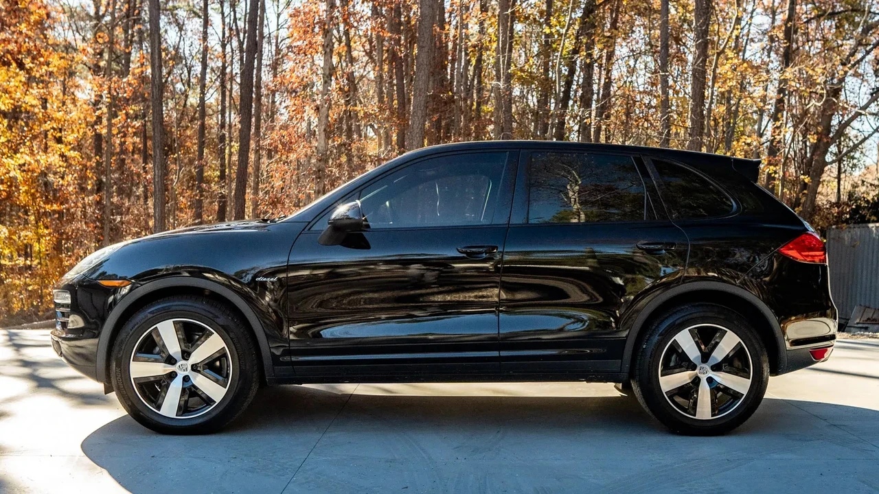 2014 Porsche 958 Cayenne - Image 7 of 12