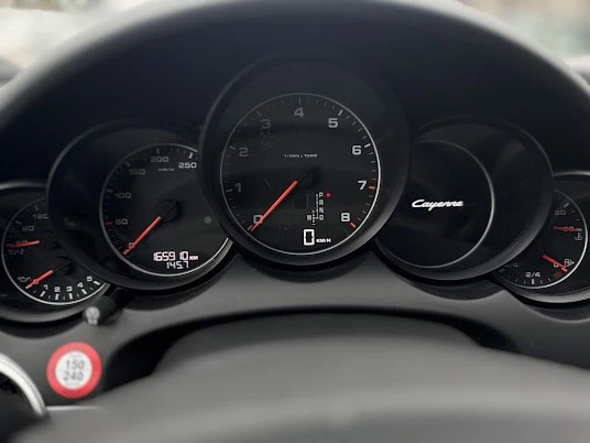 2014 Porsche 958 Cayenne - Image 10 of 16