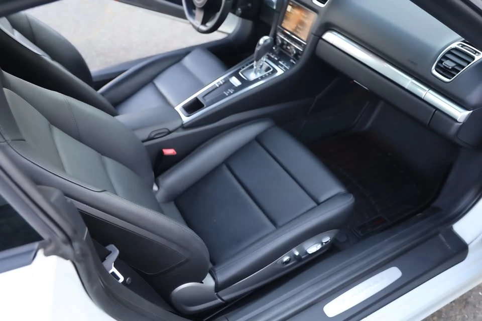 2014 Porsche 981 Cayman - Image 6 of 20