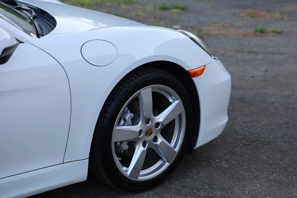2014 Porsche 981 Cayman - Image 11 of 20