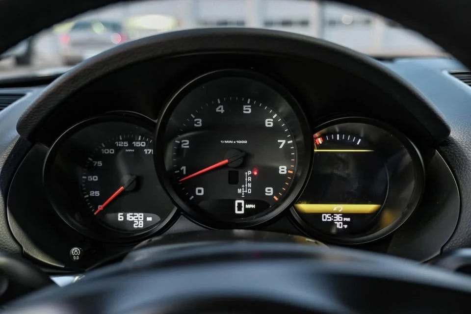 2014 Porsche 981 Cayman - Image 14 of 20