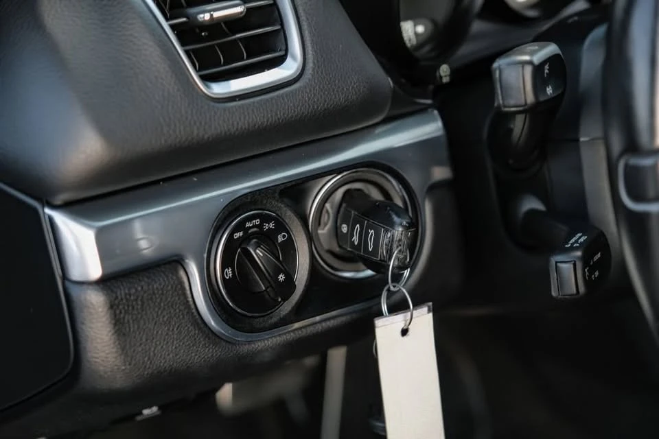 2014 Porsche 981 Cayman - Image 18 of 20