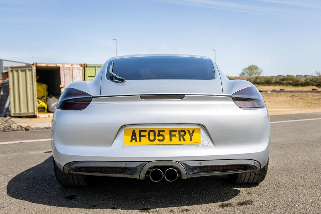 2014 Porsche 981 Cayman - Image 9 of 30