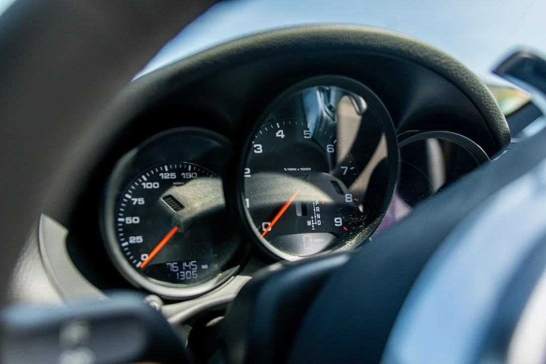 2014 Porsche 981 Cayman - Image 12 of 30