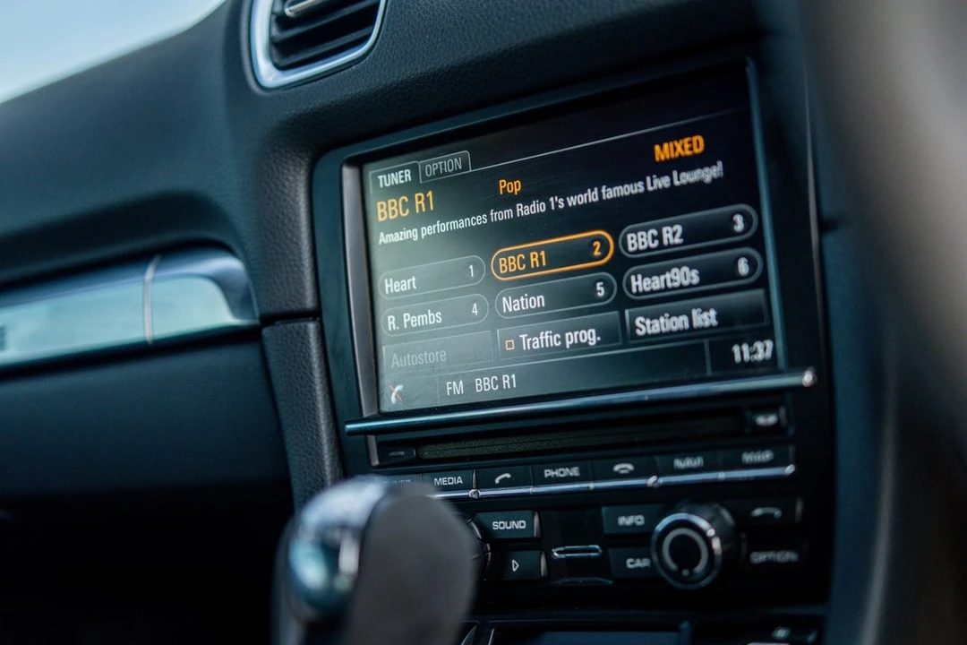 2014 Porsche 981 Cayman - Image 29 of 30