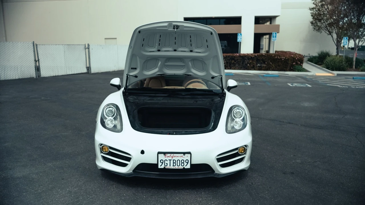 2014 Porsche 981 Cayman - Image 4 of 31