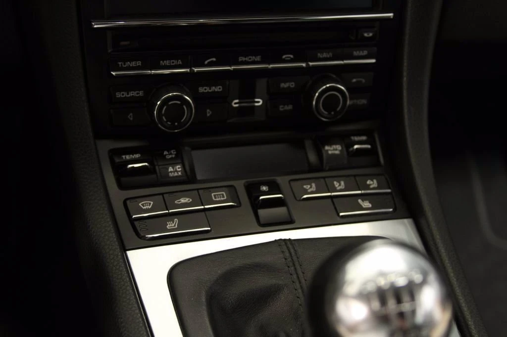 2014 Porsche 981 Cayman - Image 13 of 24