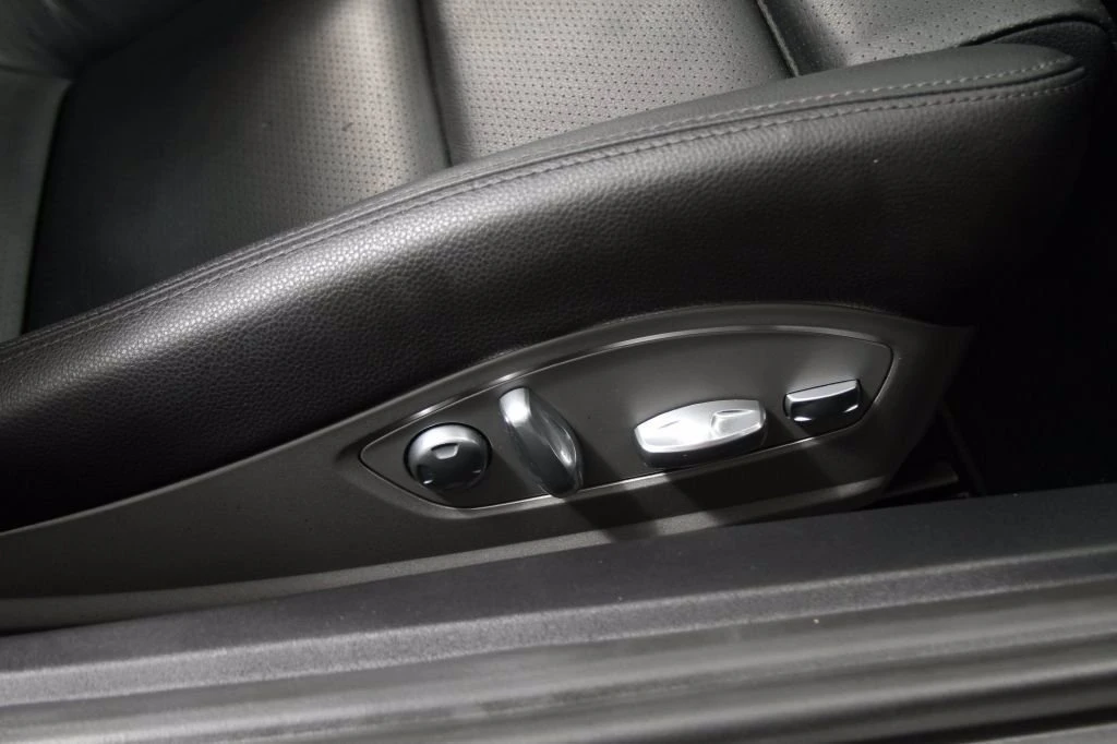 2014 Porsche 981 Cayman - Image 15 of 24