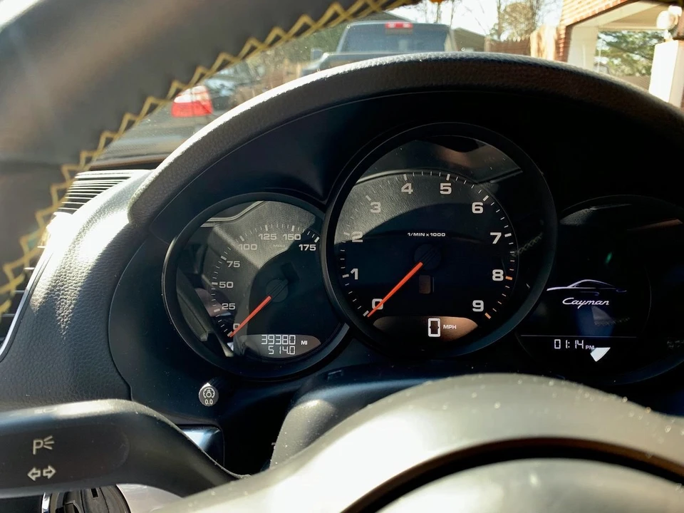 2014 Porsche 981 Cayman - Image 8 of 24