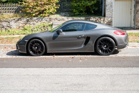 2014 Porsche 981 Cayman - Image 3 of 31