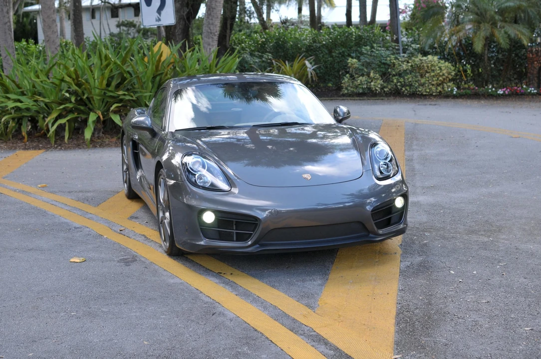 2014 Porsche 981 Cayman - Image 26 of 31