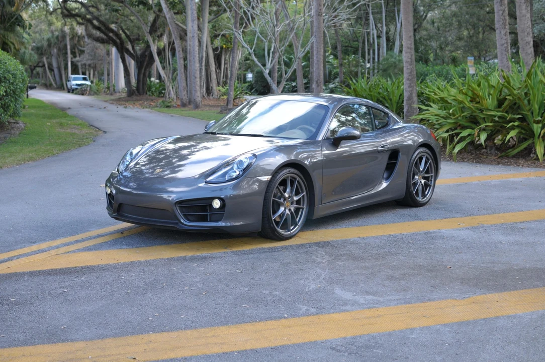2014 Porsche 981 Cayman - Image 4 of 31