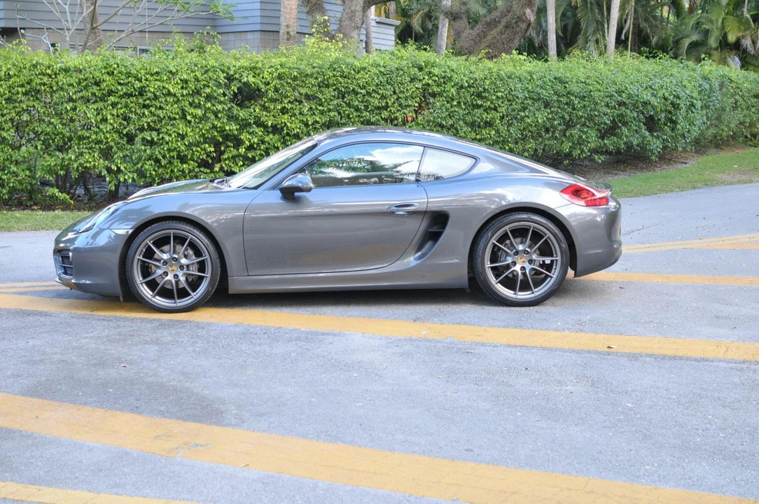 2014 Porsche 981 Cayman - Image 7 of 31