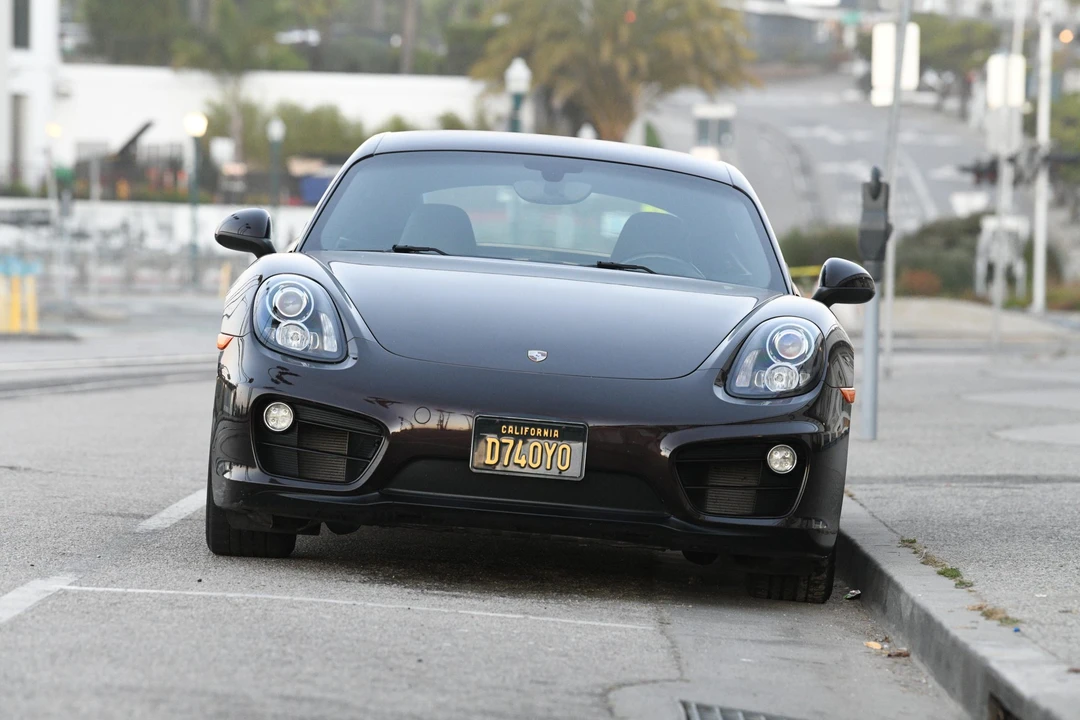 2014 Porsche 981 Cayman - Image 3 of 31