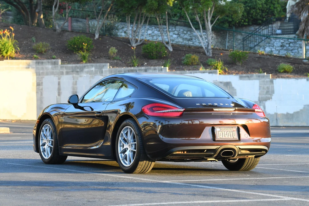 2014 Porsche 981 Cayman - Image 23 of 31