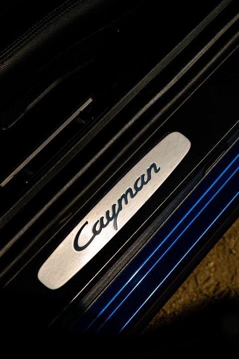 2014 Porsche 981 Cayman - Image 6 of 11